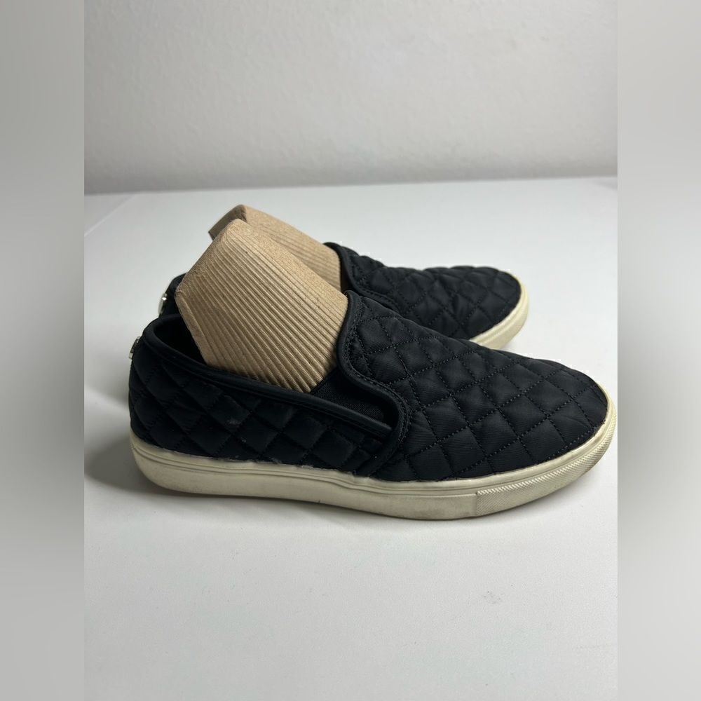 Cushionaire Fashion Sneakers Black Slippons Size 6